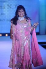  at Pidilite presents Manish Malhotra, Shaina NC show for CPAA in Mumbai on 1st July 2012 (89).JPG